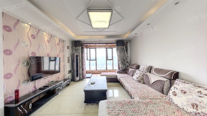 领馆1号二手房实景图