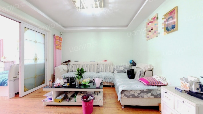 东园南区二手房实景图