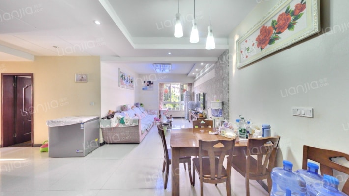 依云雅筑二手房实景图