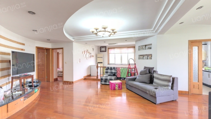 天鹤六村二手房实景图