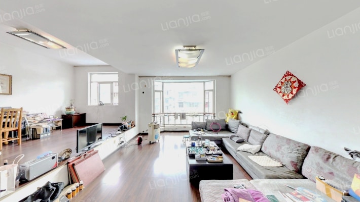 泰怡花园二手房实景图