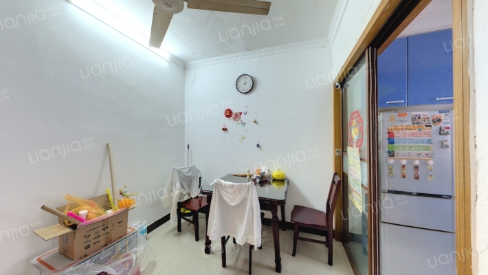 盛新里二手房实景图