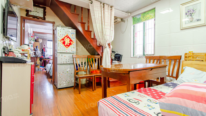 中华新路640号二手房实景图