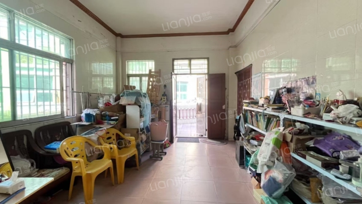 榄边村二手房实景图