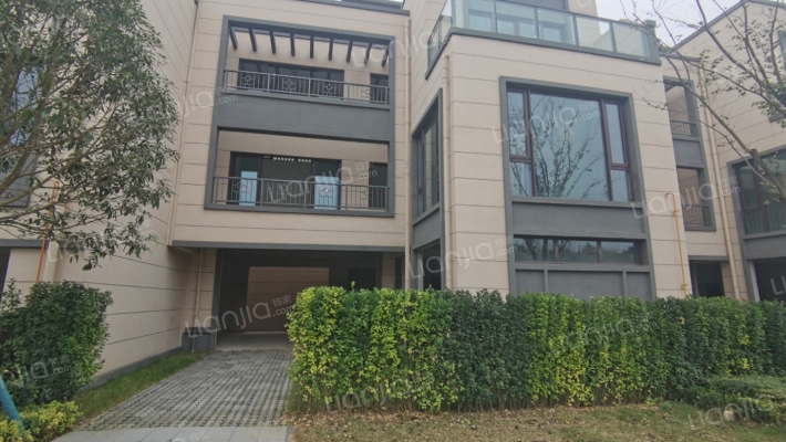 新城龙樾府二手房实景图