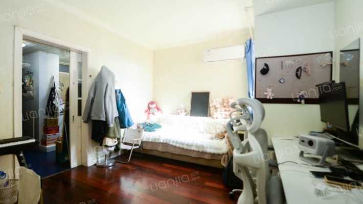 艾山新村二手房实景图