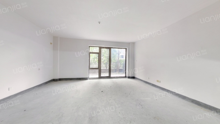 臻水岸苑二手房实景图