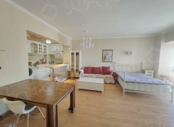 整租·创意英国国际公寓 1室1厅 西_创意英国国际公寓租房