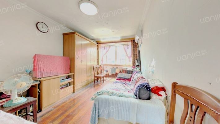 翔殷路627弄二手房实景图