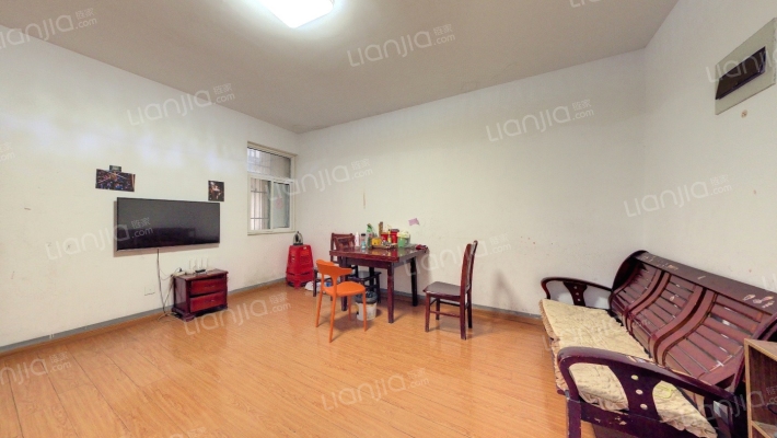 京福花园嘉兰苑二手房实景图