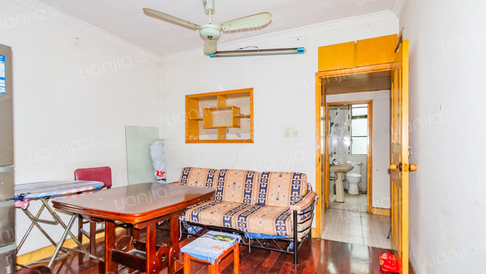 普乐二村二手房实景图