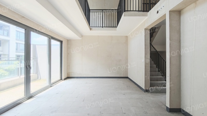 融创隐溪晓院3期二手房实景图