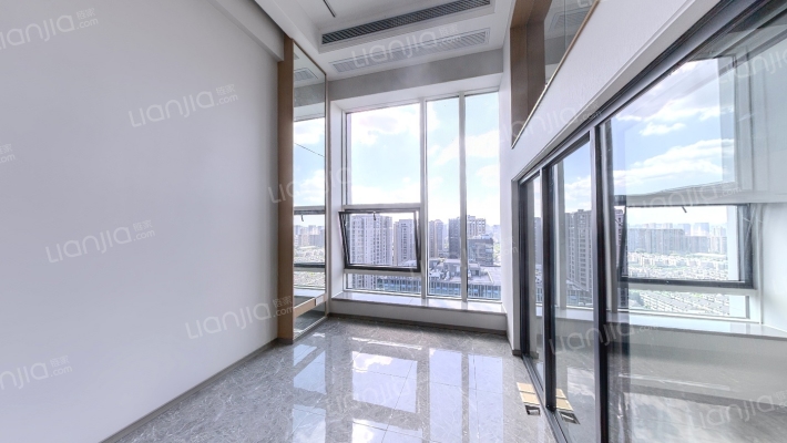 绿地商业中心二手房实景图