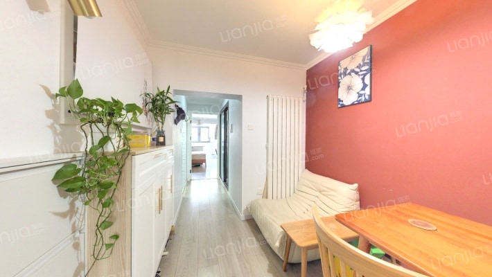 果园225号旁门二手房实景图