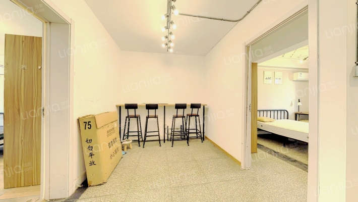 水清二村二手房实景图