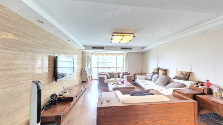 国贸金海岸二手房实景图