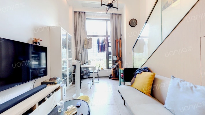 万科智谷二手房实景图