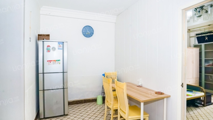 鞍山四村第三小区二手房实景图