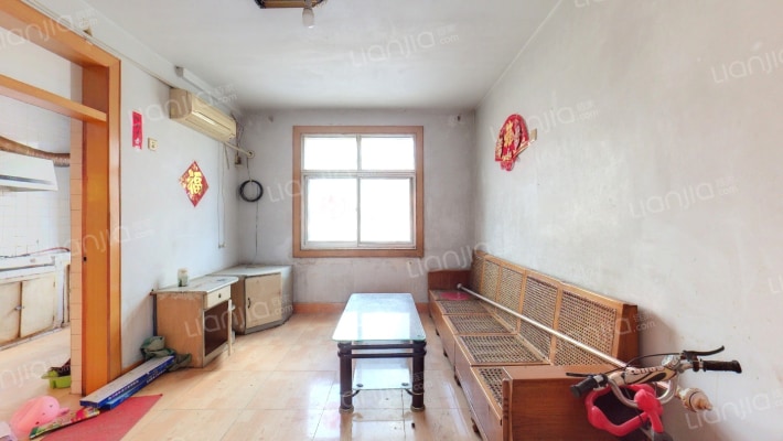 新民小区二手房实景图