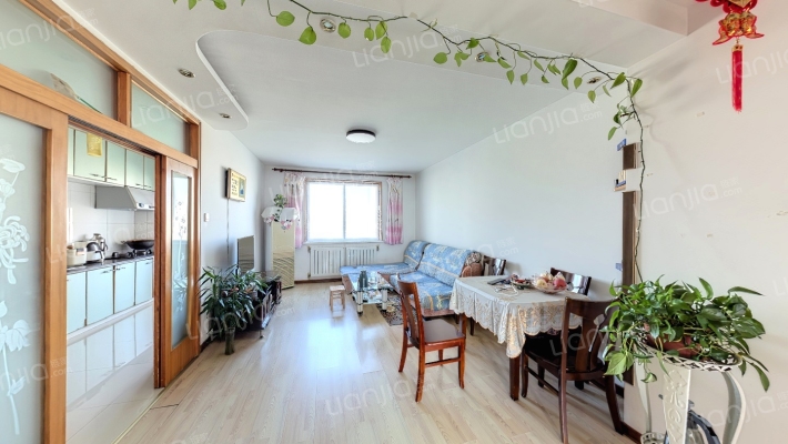 四季花苑二手房实景图