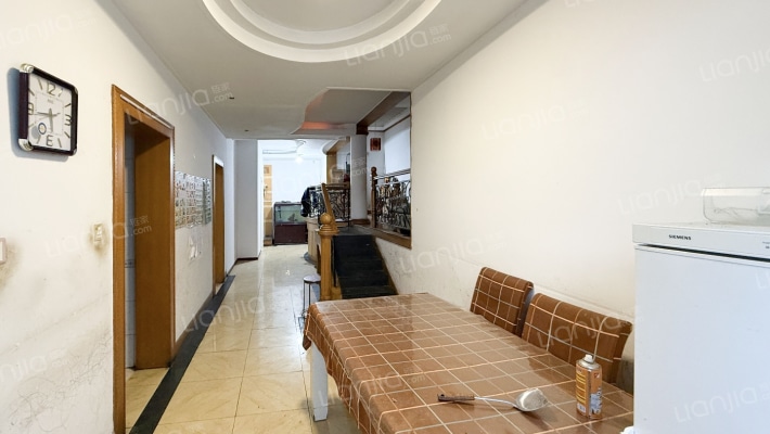 弘民苑B区二手房实景图