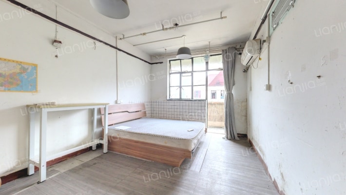 政通路250弄二手房实景图