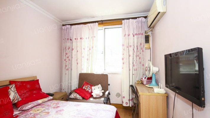 逸仙路773弄二手房实景图