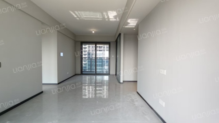 时代芳华四期二手房实景图