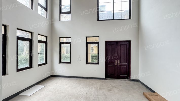 融创紫泉枫丹二手房实景图