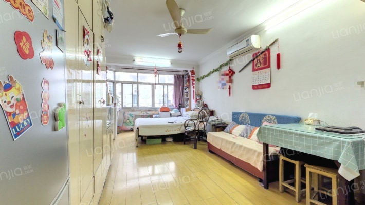 建新小区二手房实景图