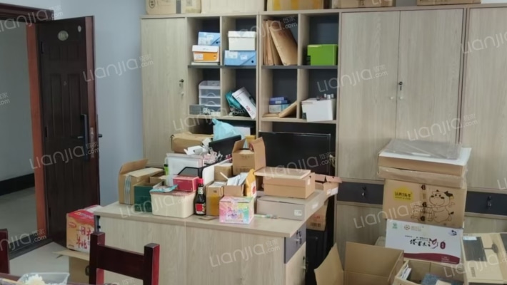 东方商务中心二手房实景图