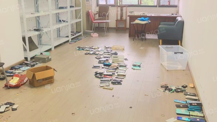 灵桥广场二手房实景图