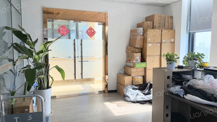 美银大厦二手房实景图