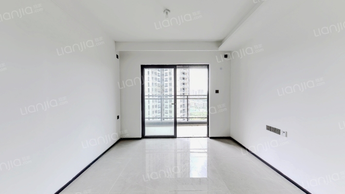 广州悦峰二手房实景图