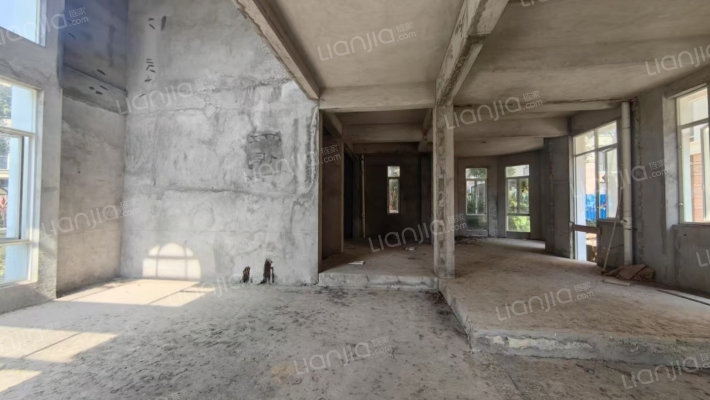 三正半山豪苑水岸豪门二手房实景图