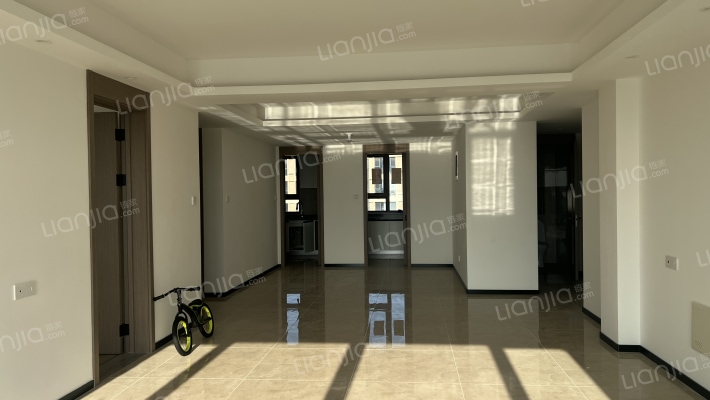 万科翠湖春晓二手房实景图