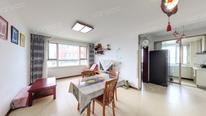 龙逸尊尚雅苑二手房实景图