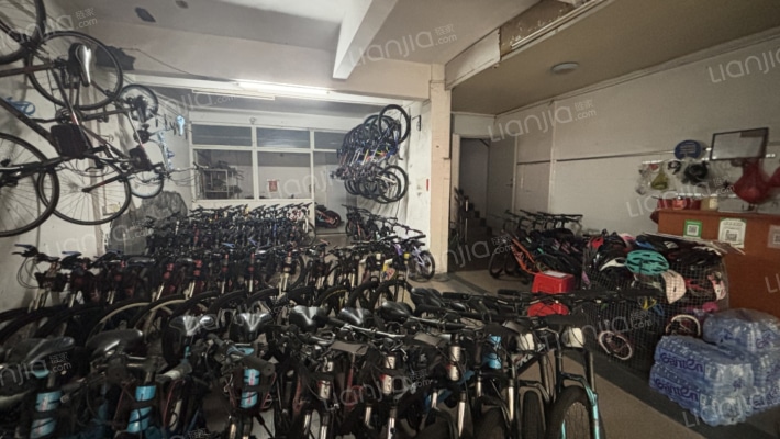 凤山别墅二手房实景图