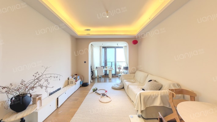 天健天骄南苑二手房实景图