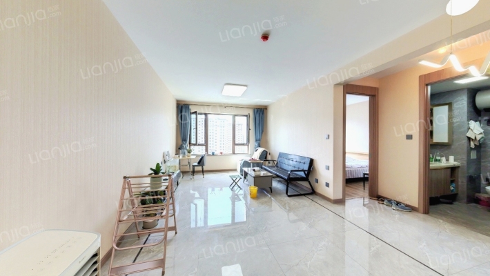 万科北宸之光二手房实景图