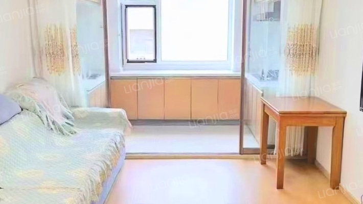 新地山湾C区二手房实景图