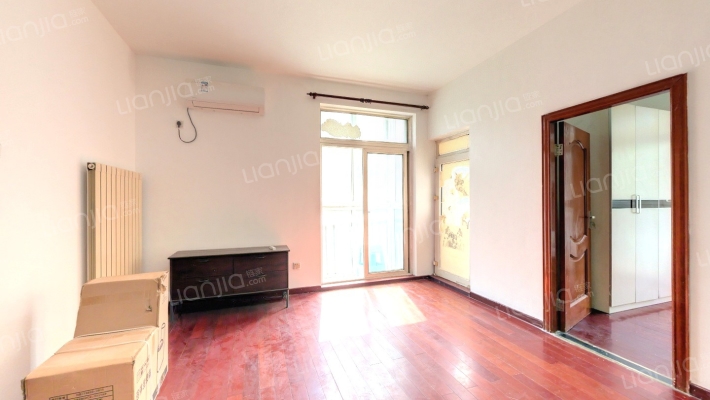 丽园B区二手房实景图