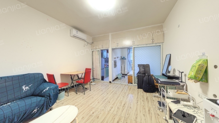 东方巴塞二手房实景图