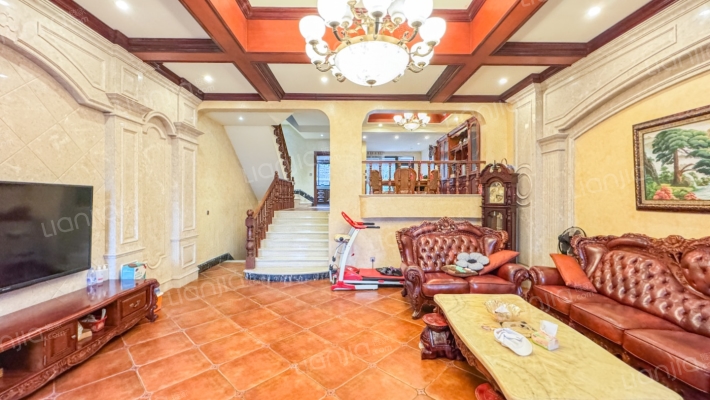 鲁商云山原筑二手房实景图