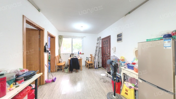 燕雅苑二手房实景图