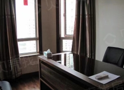 整租·中南世纪城北区 4室2厅 南_中南世纪城北区租房