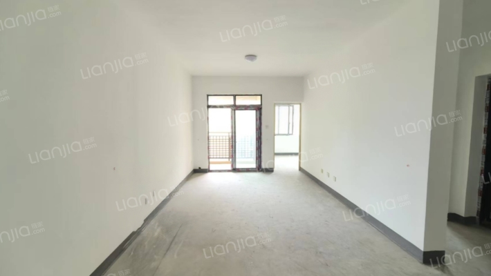 康泰家园小区二手房实景图