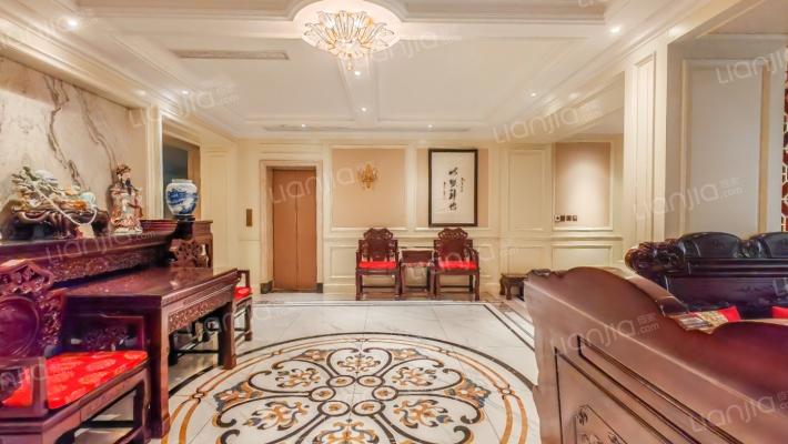 融创尊爵堡二手房实景图