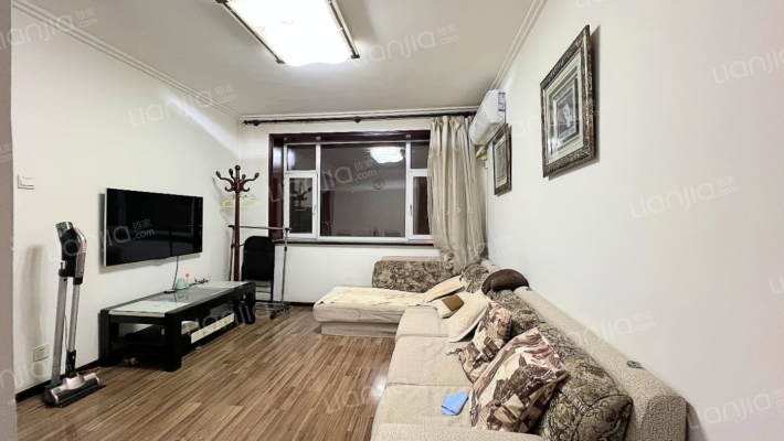 伊江丽景二手房实景图