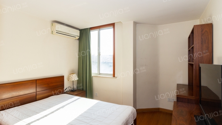 常熟路100弄二手房实景图